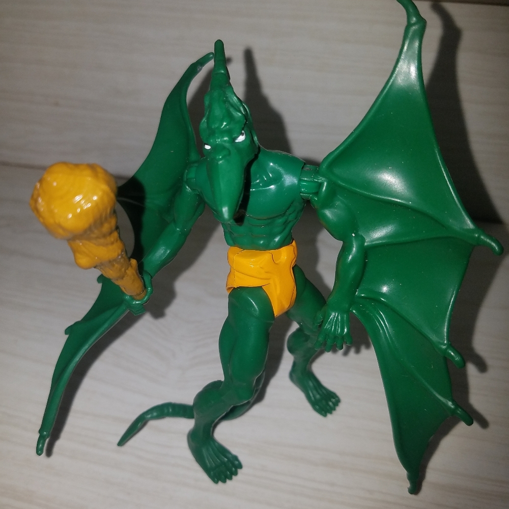 Vintage 1992 Marvel "Sauron" X-Men Action Figure